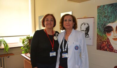 Egeli bilim insanları Prof. Dr. Çankaya ve Prof. Dr. Güneri, ağız kanseri belirtileri ve tedavisi ile ilgili kıymetli bilgiler verdiler