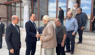 Lider Altay Alaaddin Camii’nde Vatandaşlarla Buluştu