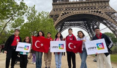 LÖSEV yurtdışı seyahatlerine devam ediyor. Lösemi ile çaba eden ve tedavi mühletince LÖSEV’den dayanak alan çocuklar dünyayı geziyor