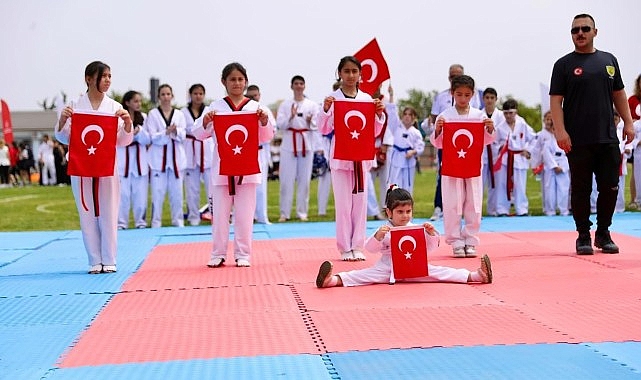 19 Mayıs Atatürk’ü Anma Gençlik ve Spor Bayramı, Didim’de merasimlerle kutlandı