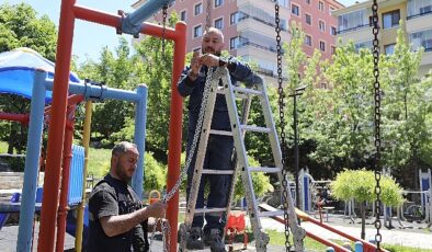 Çankaya Belediyesi, ilçe genelinde 3 milyon 240 bin metrekareyi bulan parklarında bakım tamir çalışmalarını hızlandırdı