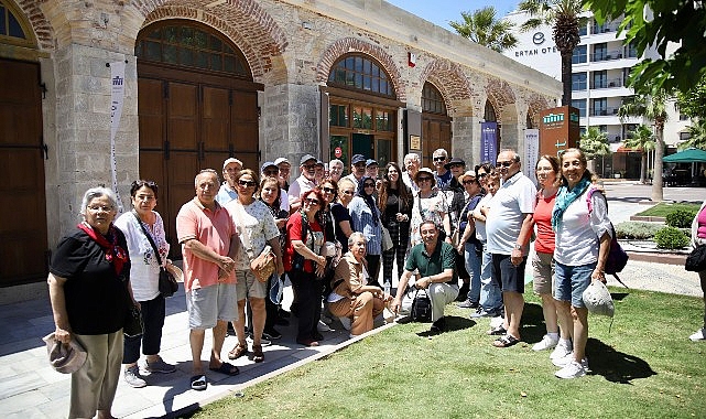 Çeşme Belediye Başkanı Lal Denizli çocuklarımızın ve gençlerimizin tarih şuurunu geliştirmeyi hedefliyoruz” dedi