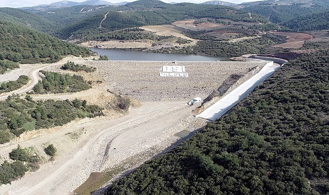 Manisalı üreticiye Çamönü Muştusu