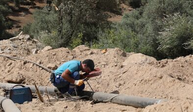 Aydın Su ve Kanalizasyon İdaresi Genel Müdürlüğü (ASKİ), Aydın’ın dört bir yanında çalışmalarına sürat kesmeden devam ediyor