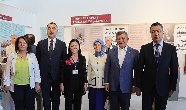 Çankaya Belediyesi katkı sağladığı, Koç Üniversitesi VEKAM ve KOREV işbirliği ile hazırlanan “İstiklâlden İstikbale Çocuk Davamız” standı Zülfü Livaneli Kültür Merkezi’nde açıldı