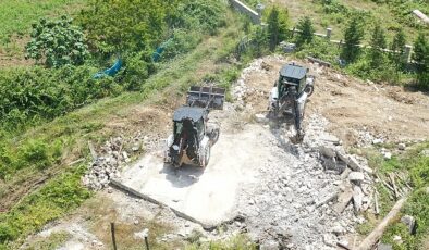 Kandıra Belediyesinin tesirli çalışmaları ile plansız kentleşme ile gayret konusunda başarılı bir süreç yürütülen Kandıra’da kaçak yapıya geçit verilmiyor