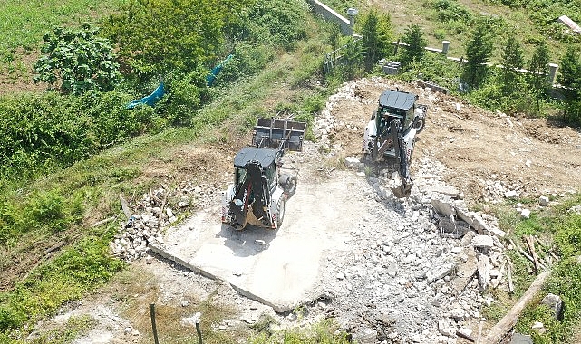 Kandıra Belediyesinin tesirli çalışmaları ile plansız kentleşme ile gayret konusunda başarılı bir süreç yürütülen Kandıra’da kaçak yapıya geçit verilmiyor